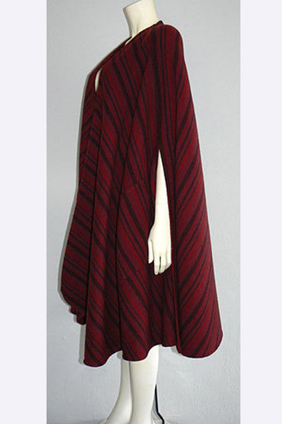 1970s Madame Gres Wool Cape